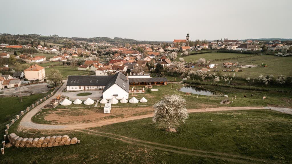 Farma Tasov z výšky
